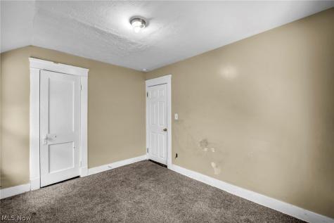 9908 Bessemer Avenue Cleveland OH 44104