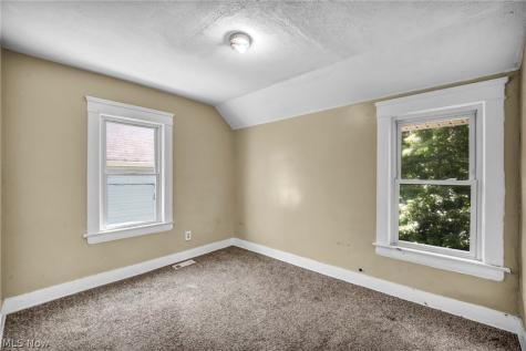 9908 Bessemer Avenue Cleveland OH 44104