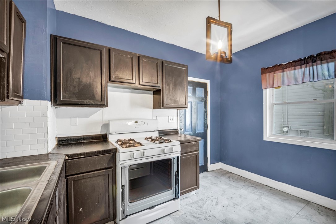 9908 Bessemer Avenue Cleveland OH 44104
