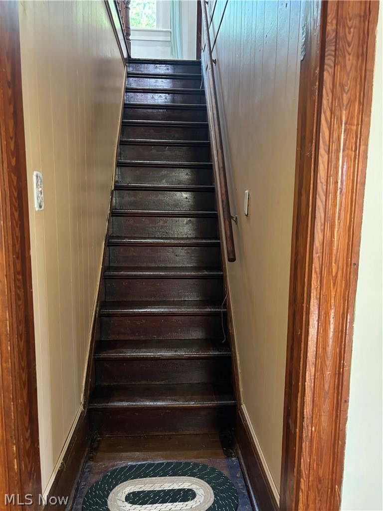 26 Hyde Avenue Niles OH 44446