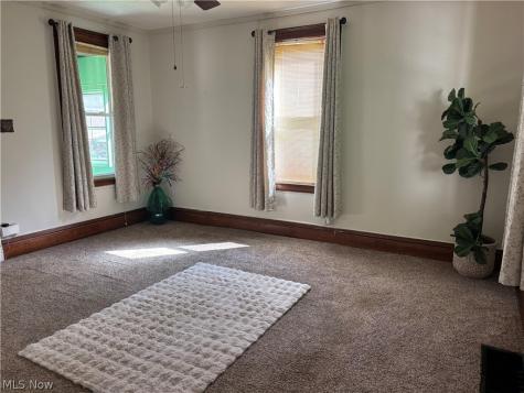 26 Hyde Avenue Niles OH 44446