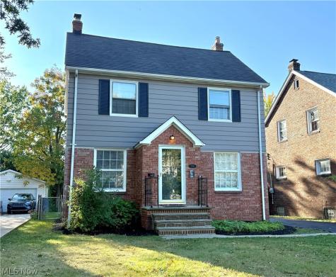 2216 Barrington Road University Heights OH 44118
