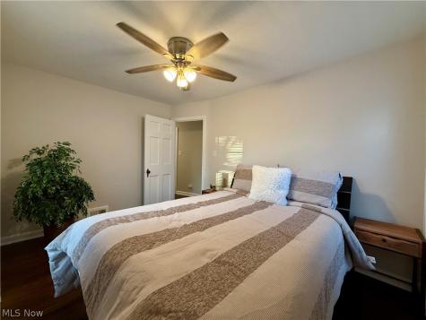 2216 Barrington Road University Heights OH 44118