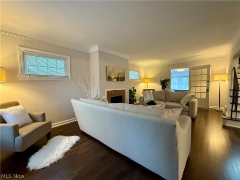 2216 Barrington Road University Heights OH 44118