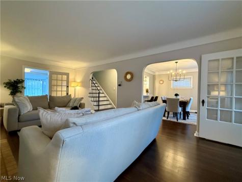 2216 Barrington Road University Heights OH 44118