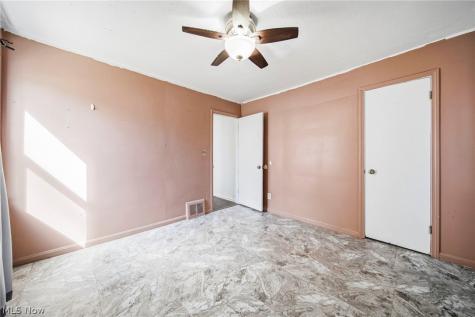 406 E 274th Street Euclid OH 44132