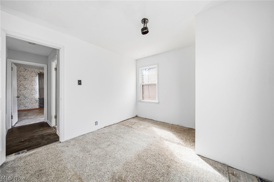 406 E 274th Street Euclid OH 44132