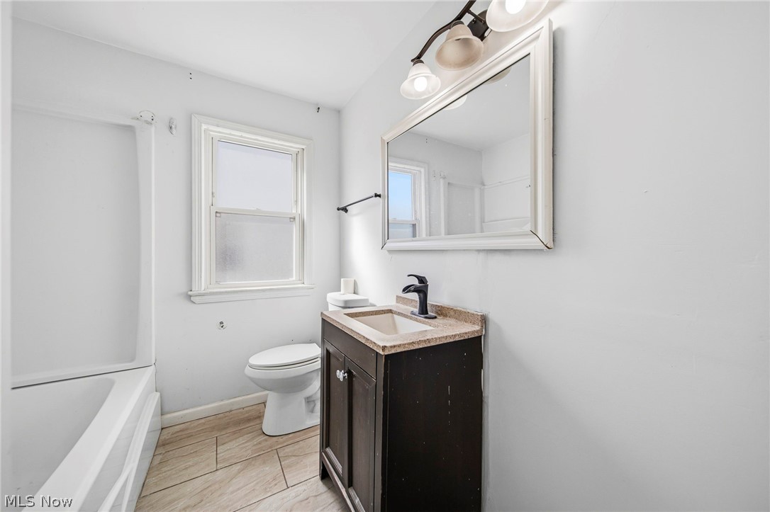 406 E 274th Street Euclid OH 44132