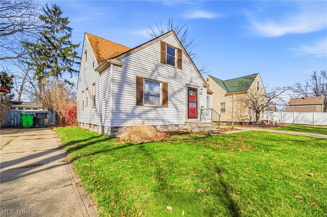 406 E 274th Street Euclid OH 44132
