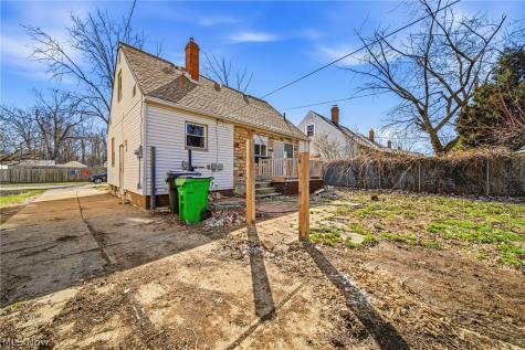 406 E 274th Street Euclid OH 44132