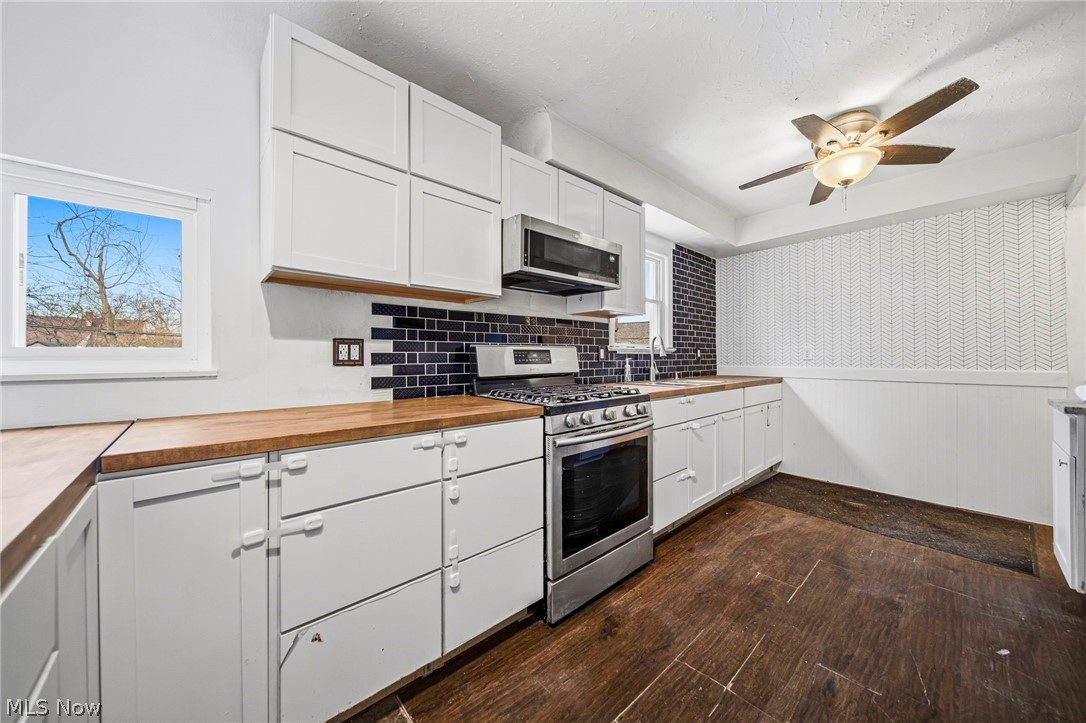 406 E 274th Street Euclid OH 44132