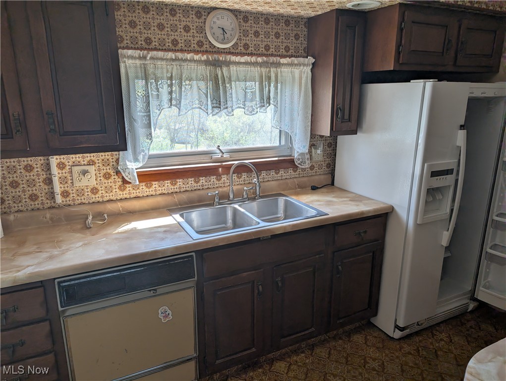 874 Logan Street East Liverpool OH 43920