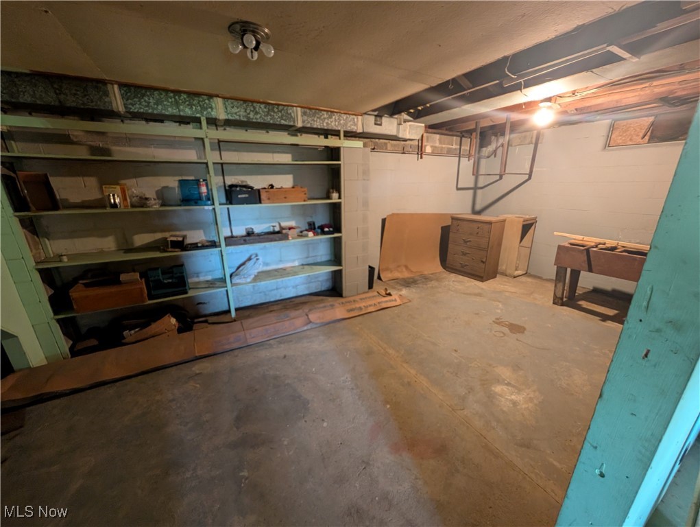 874 Logan Street East Liverpool OH 43920