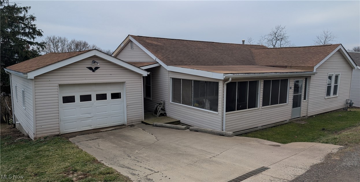 874 Logan Street East Liverpool OH 43920