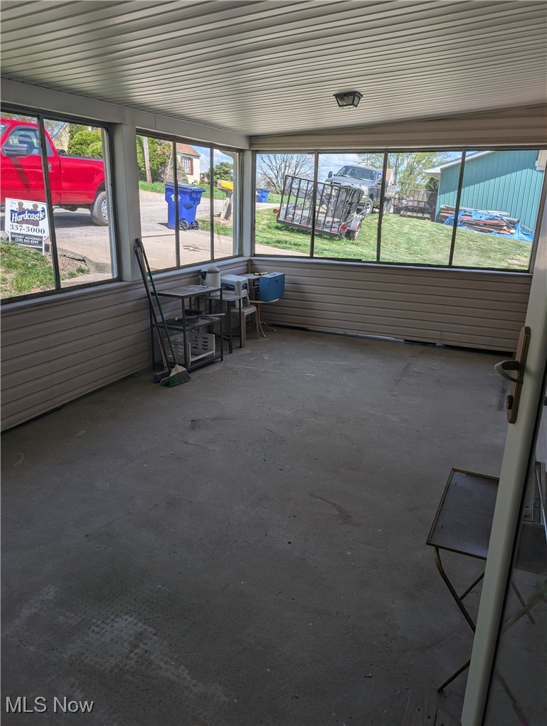 874 Logan Street East Liverpool OH 43920