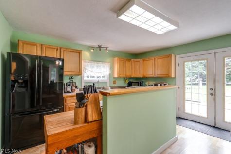 15292 Friendsville Road Burbank OH 44214