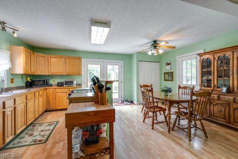 15292 Friendsville Road Burbank OH 44214