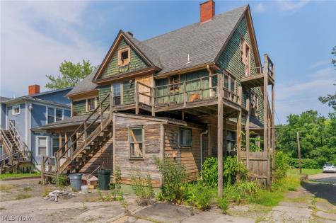 1332 Elm Street Youngstown OH 44505