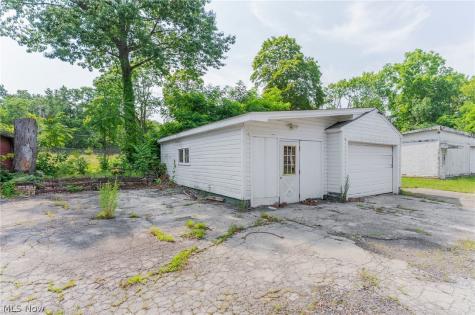1332 Elm Street Youngstown OH 44505