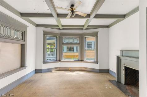 1332 Elm Street Youngstown OH 44505