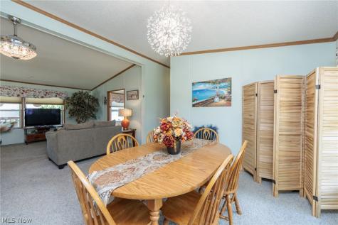 78 Periwinkle Drive Olmsted Twp OH 44138