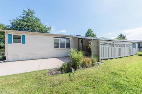 78 Periwinkle Drive Olmsted Twp OH 44138