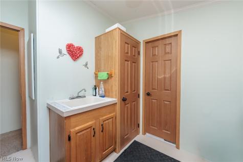 78 Periwinkle Drive Olmsted Twp OH 44138