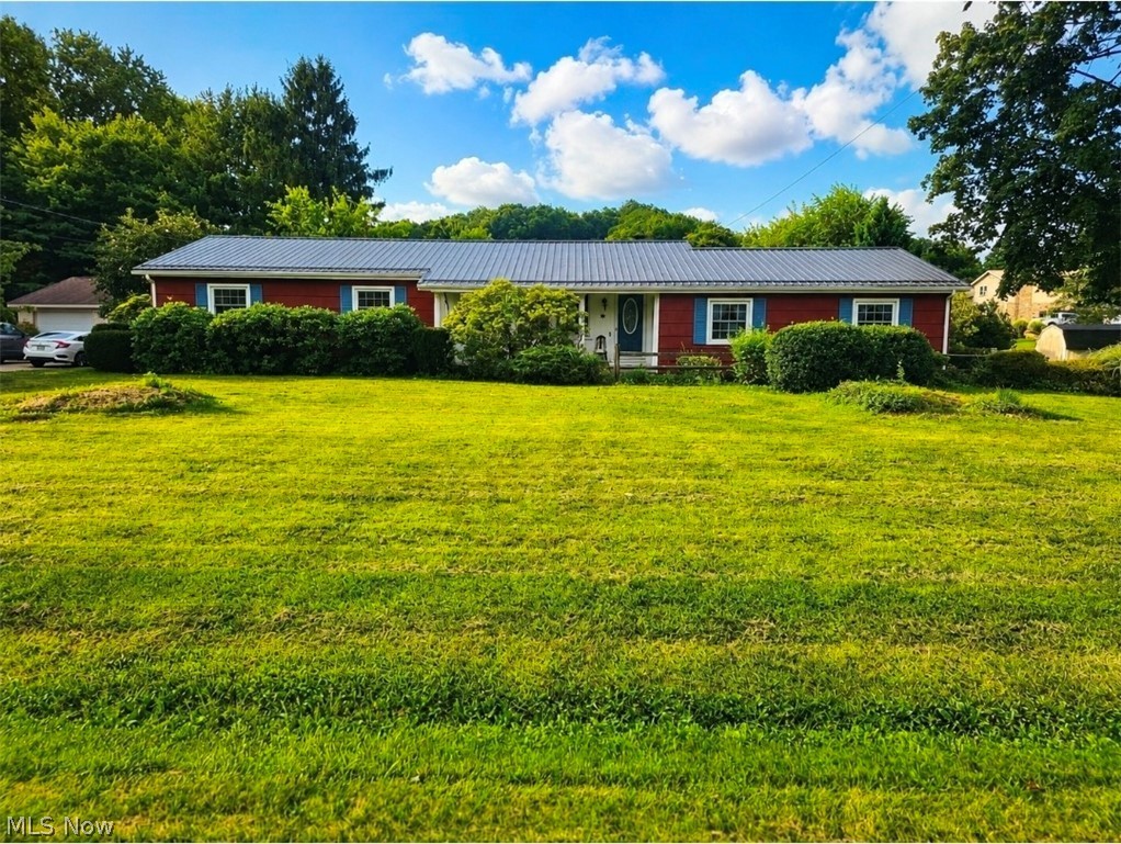 13290 Carla Ave NW Uniontown OH 44685