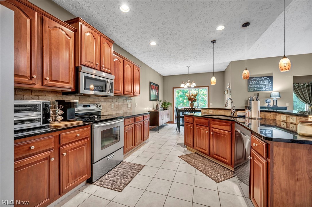 880 Shadow Creek Trail Amherst OH 44001