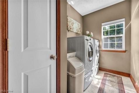 880 Shadow Creek Trail Amherst OH 44001