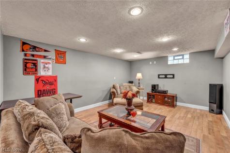 880 Shadow Creek Trail Amherst OH 44001