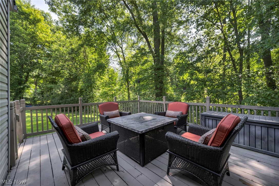 880 Shadow Creek Trail Amherst OH 44001