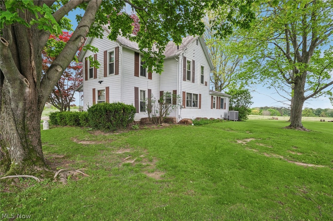 4416 Paradise Road Seville OH 44273