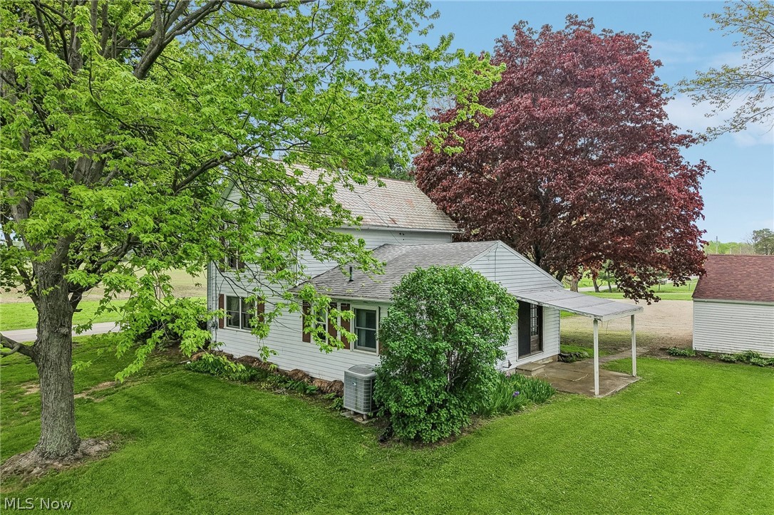 4416 Paradise Road Seville OH 44273