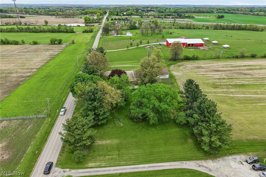 4416 Paradise Road Seville OH 44273