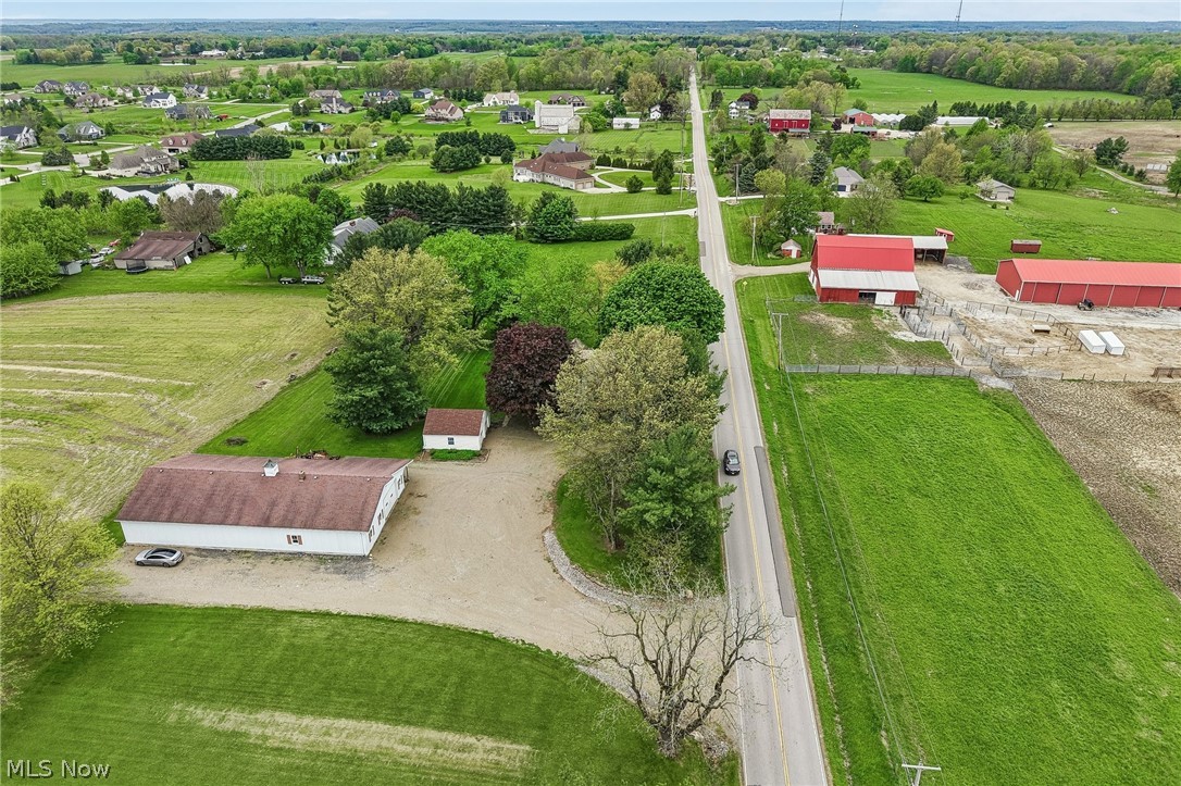 4416 Paradise Road Seville OH 44273