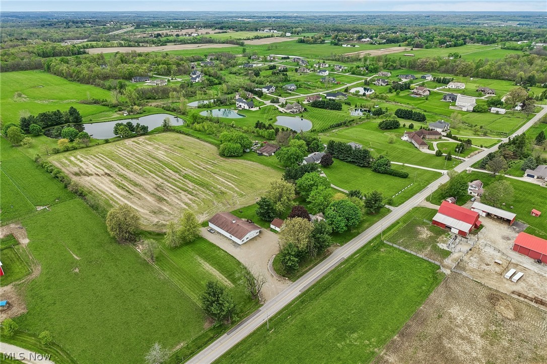 4416 Paradise Road Seville OH 44273