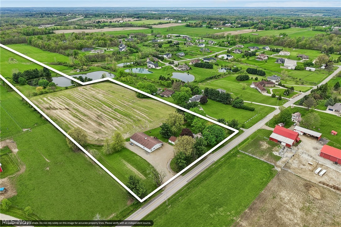 4416 Paradise Road Seville OH 44273