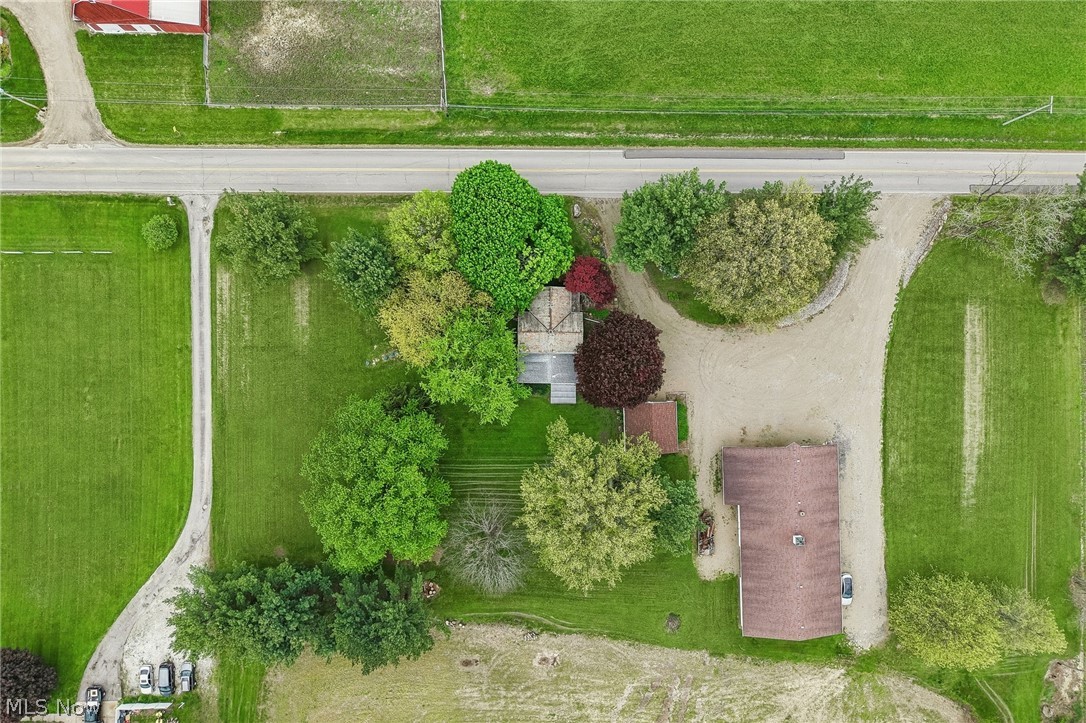 4416 Paradise Road Seville OH 44273