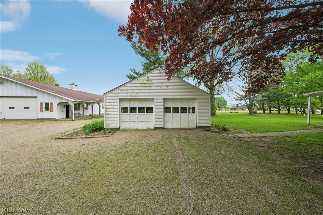 4416 Paradise Road Seville OH 44273
