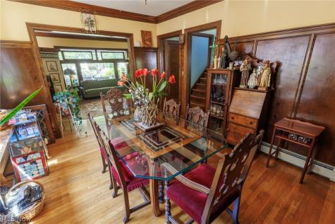 2065 West Boulevard Cleveland OH 44102