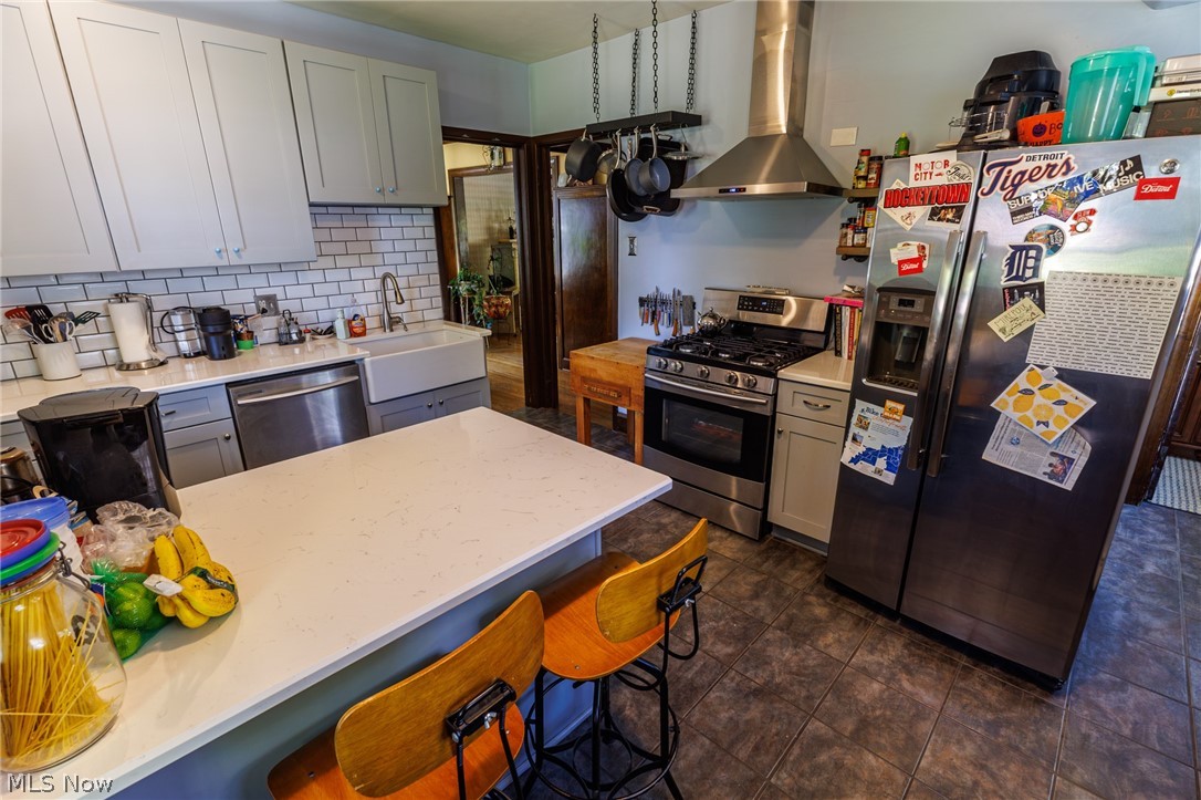 2065 West Boulevard Cleveland OH 44102
