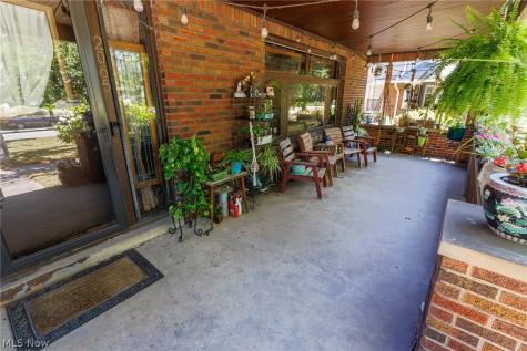 2065 West Boulevard Cleveland OH 44102