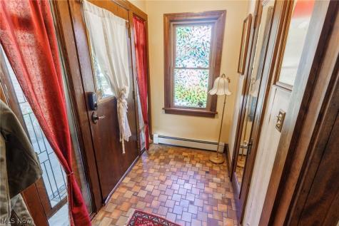 2065 West Boulevard Cleveland OH 44102