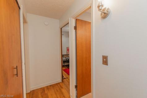 299 Inwood Boulevard Avon Lake OH 44012
