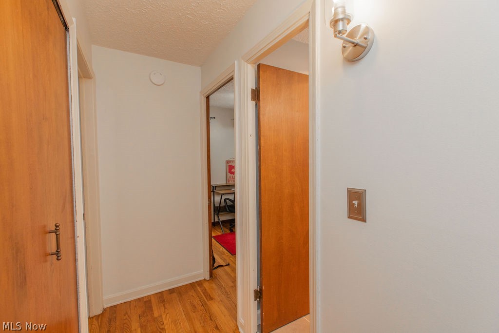 299 Inwood Boulevard Avon Lake OH 44012