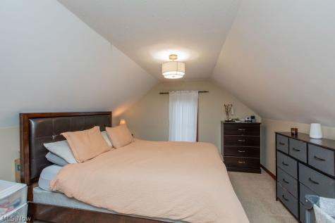 299 Inwood Boulevard Avon Lake OH 44012