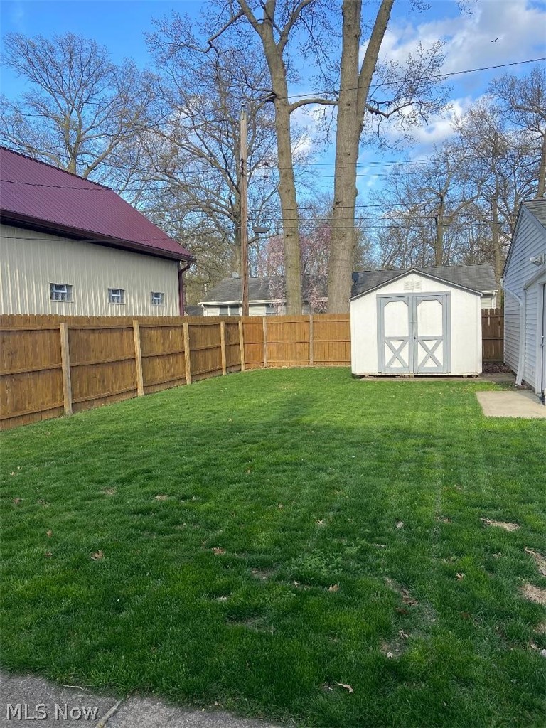 299 Inwood Boulevard Avon Lake OH 44012