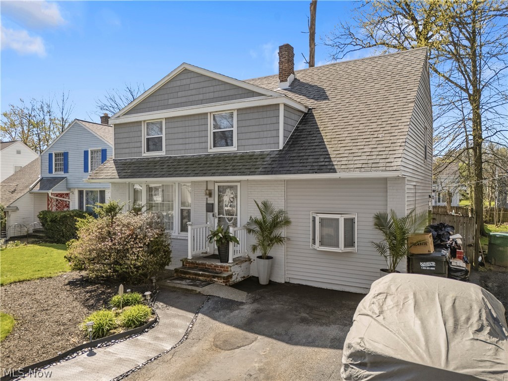 19406 Wickfield Avenue Warrensville Heights OH 44122