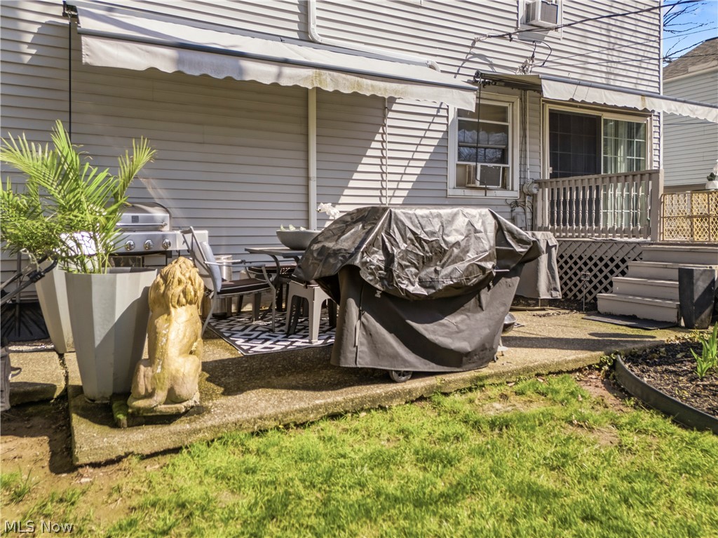 19406 Wickfield Avenue Warrensville Heights OH 44122